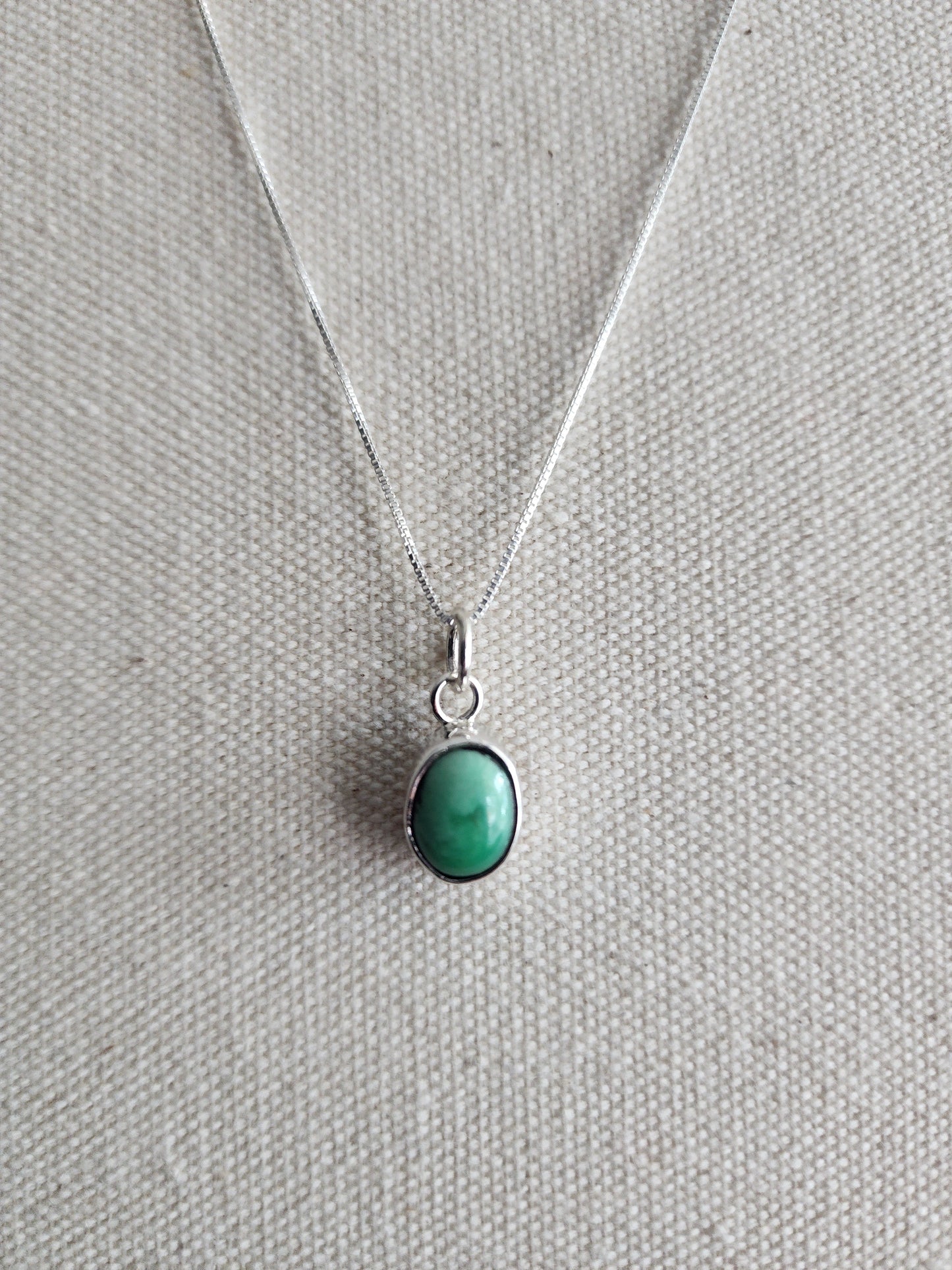 Kingman Turquoise Smooth Bezel Pendant Necklace - 18"