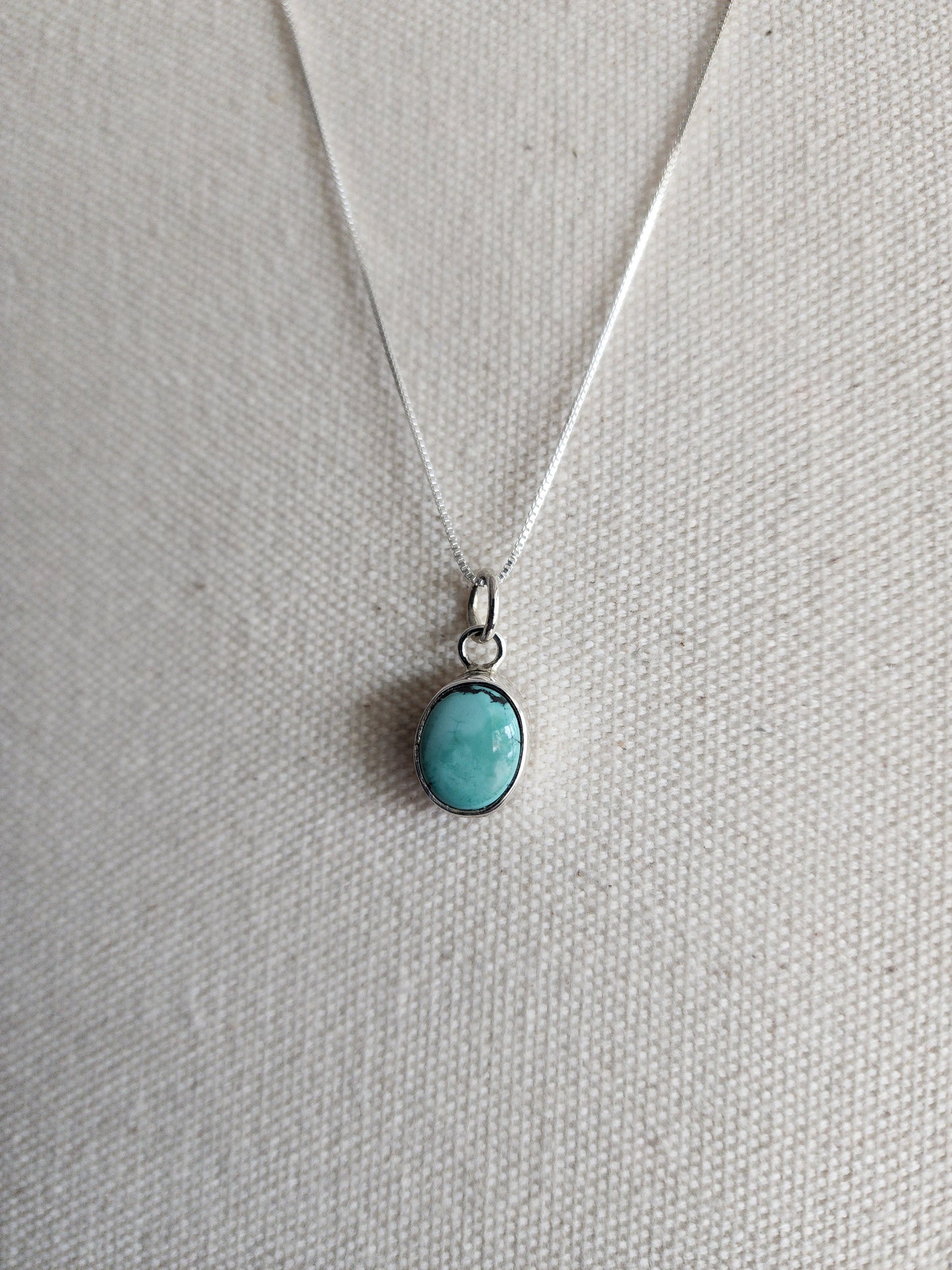 Kingman Turquoise Smooth Bezel Pendant Necklace - 18"