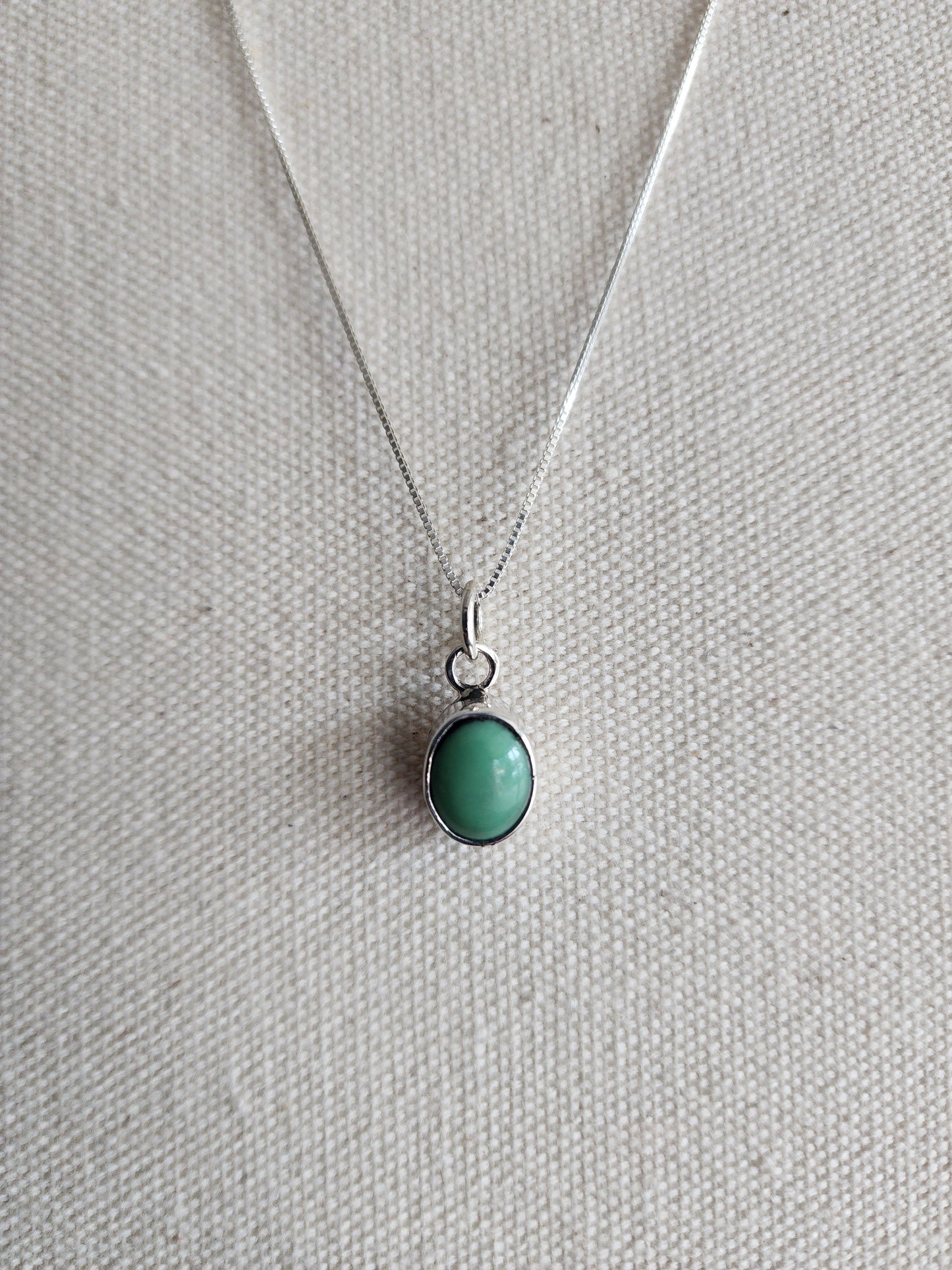 Kingman Turquoise Smooth Bezel Pendant Necklace - 18"