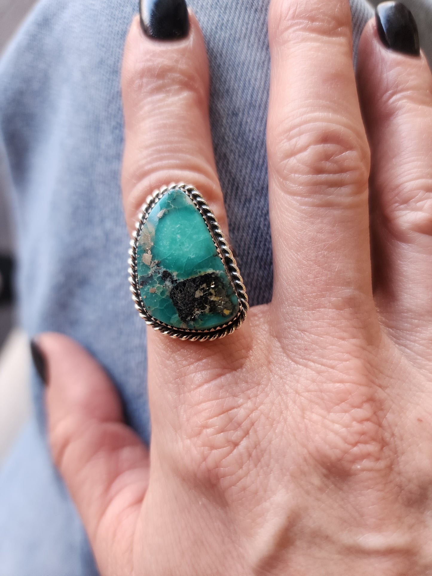 Kingman Turquoise Ring with Sterling Silver rope accent