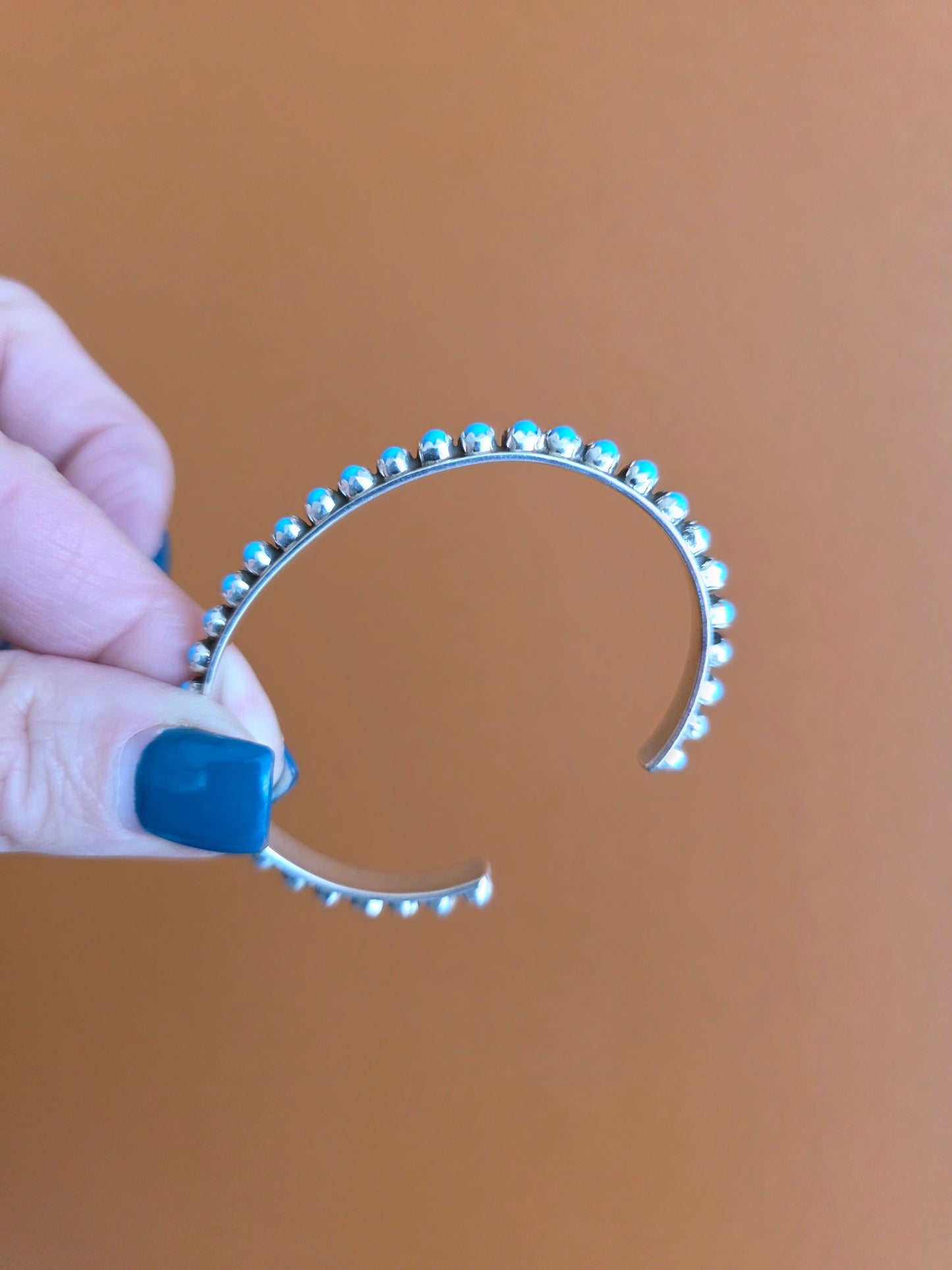 35-Stone Kingman Turquoise Snake Eye Cuff Bracelet