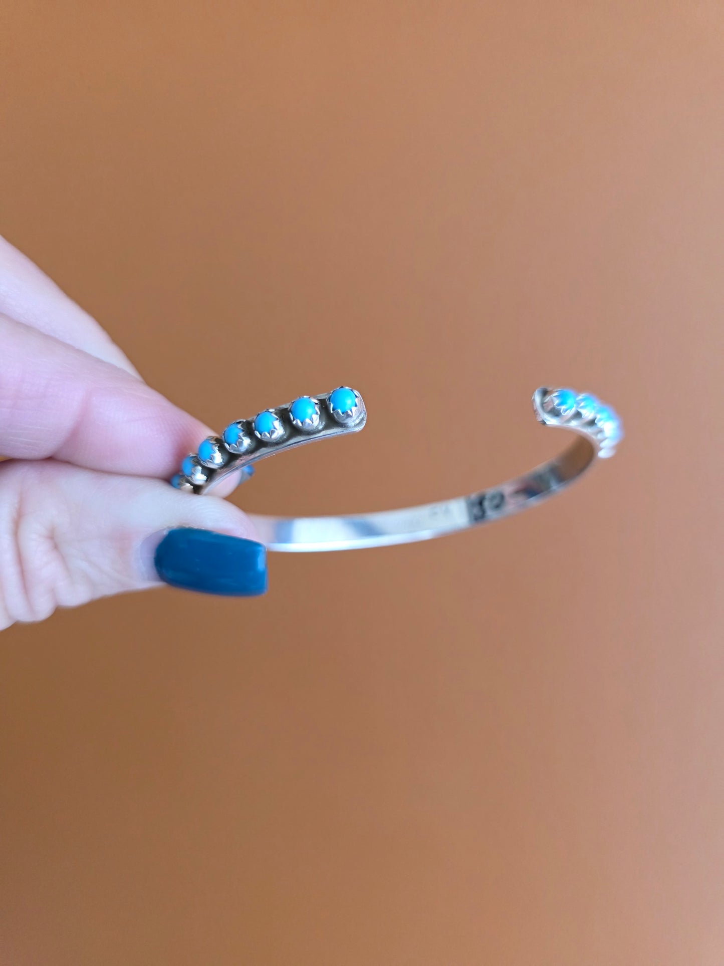 35-Stone Kingman Turquoise Snake Eye Cuff Bracelet