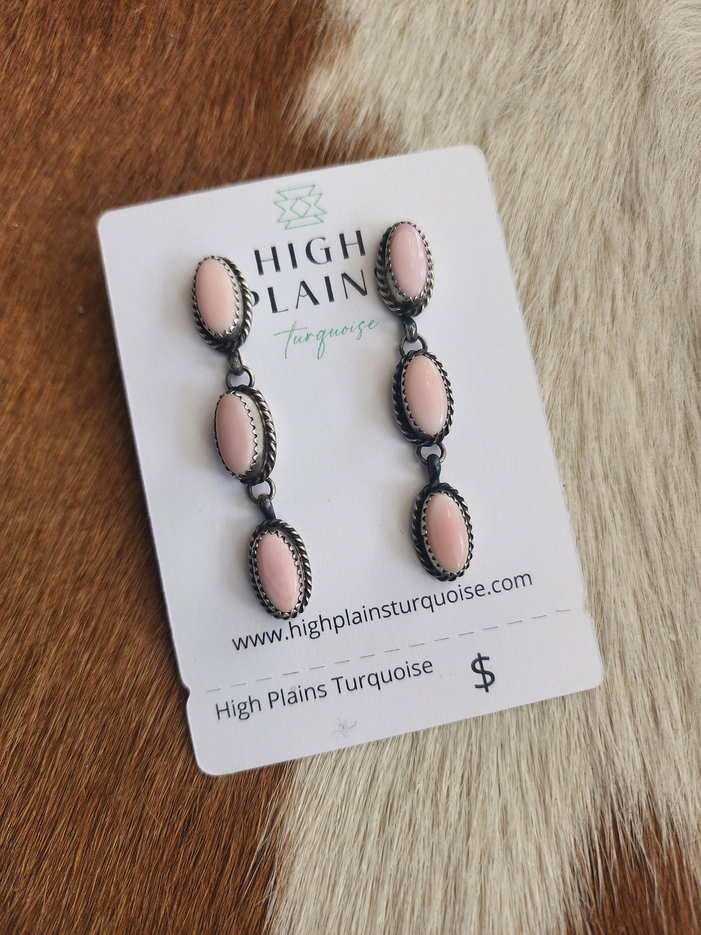 3-Stone Pink Conch Post Back Earrings