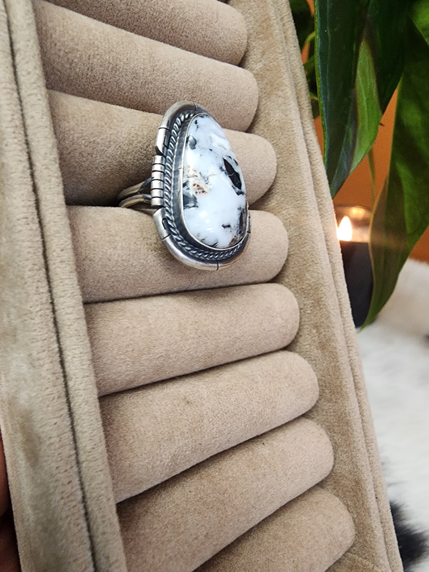 White Buffalo Ring w/Sterling Sawtooth Accent (8)