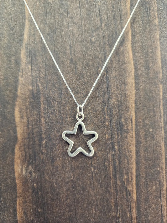 Sterling Silver Open Star Pendant Necklace - 18"