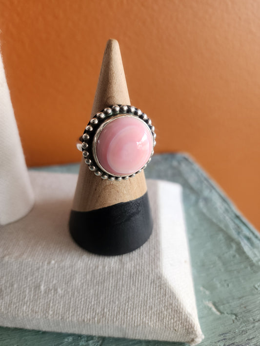 Pink Conch Round Stone Ring (10.5)