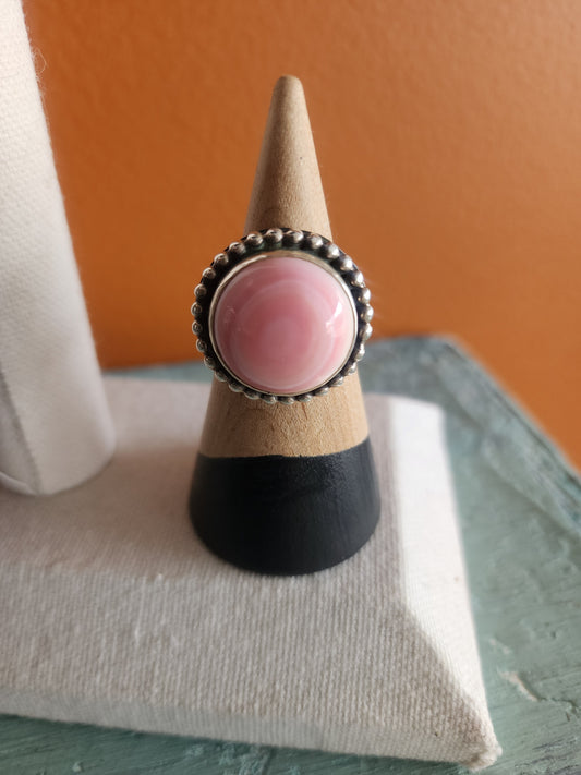 Pink Conch Round Stone Ring (10.5)