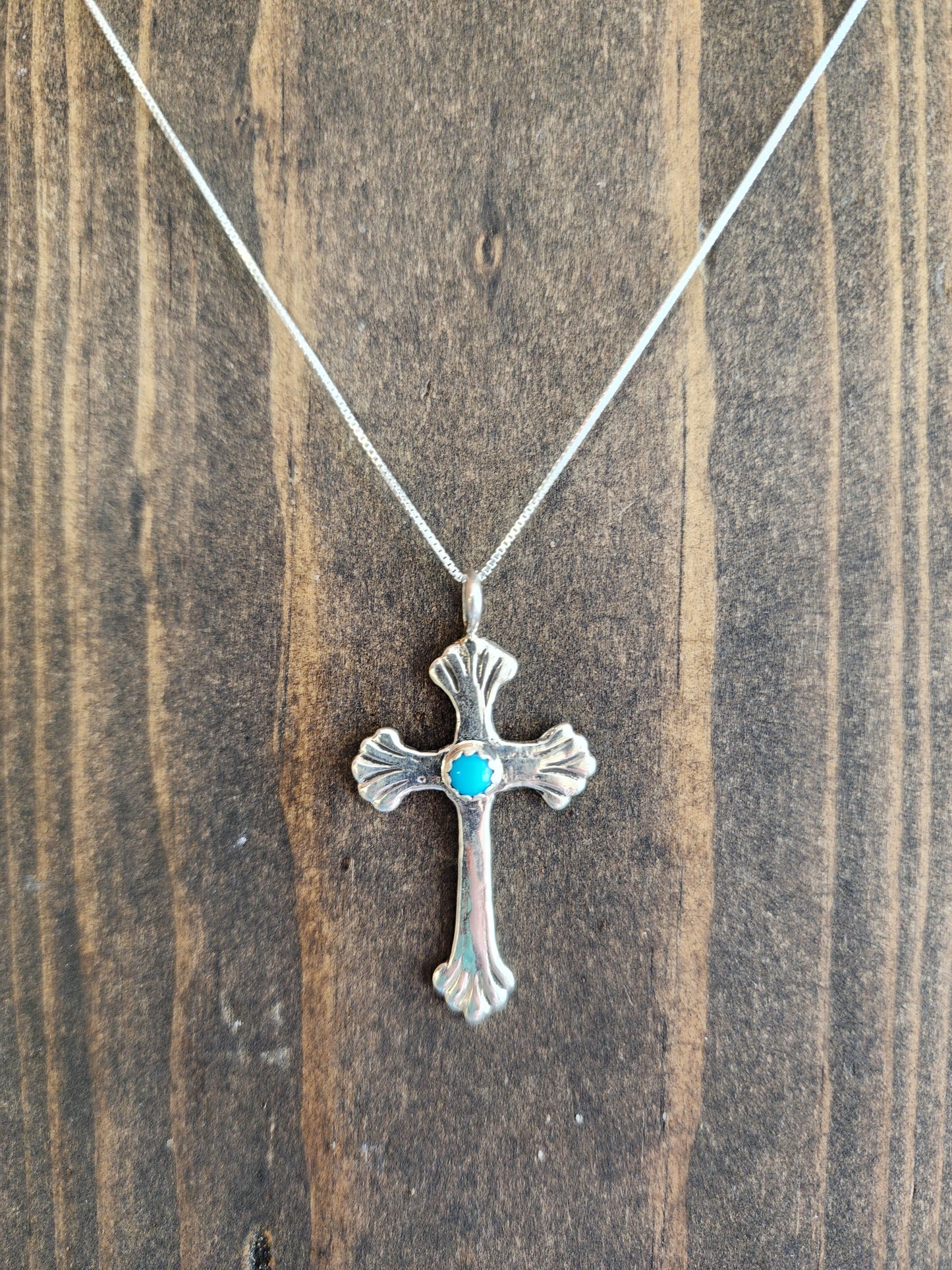 Scalloped Sterling Silver Cross Pendant Necklace w/Kingman Turquoise accent - 18"