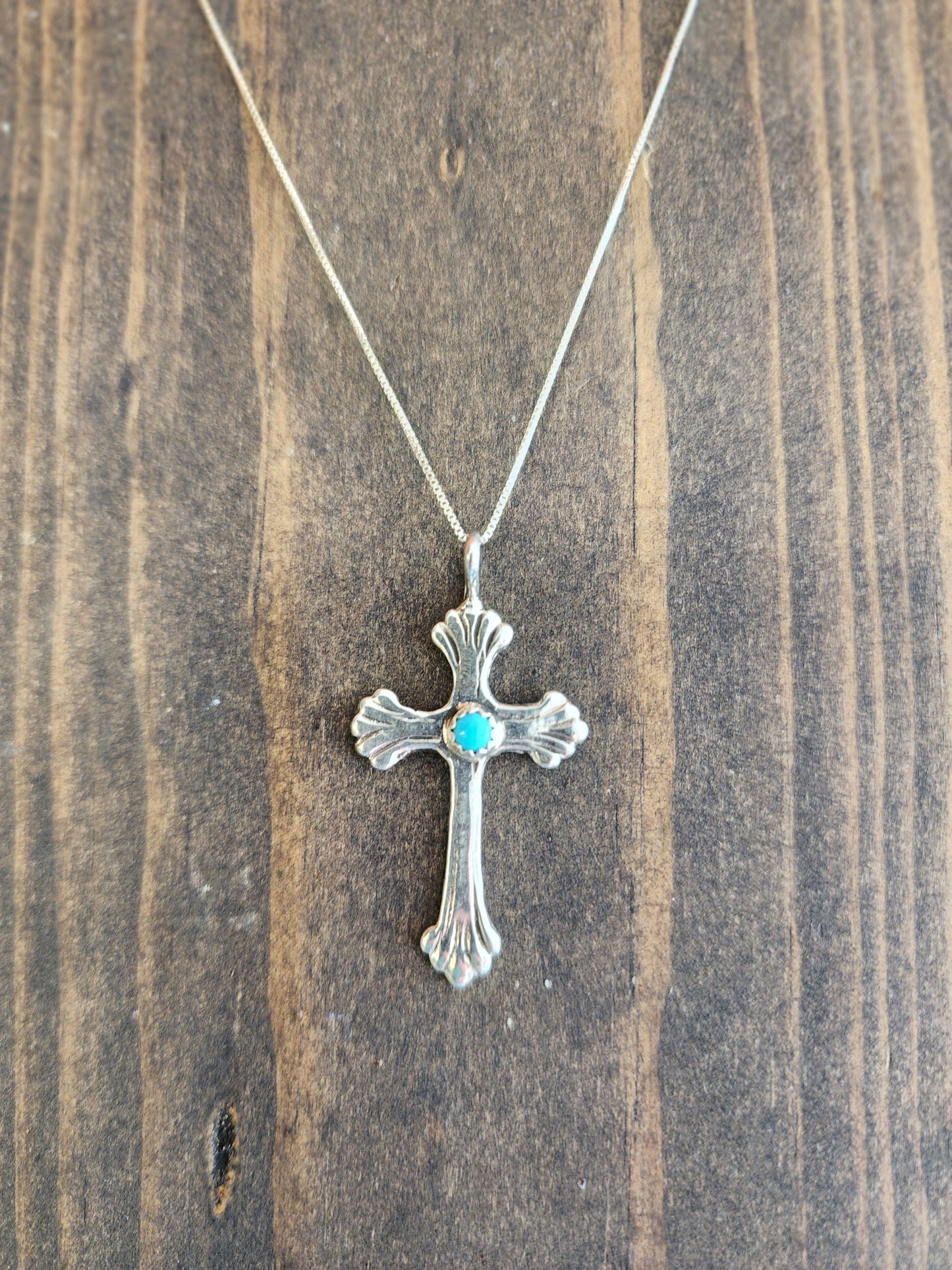 Scalloped Sterling Silver Cross Pendant Necklace w/Kingman Turquoise accent - 18"