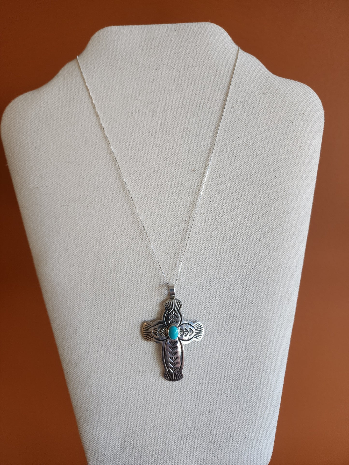 Sterling Silver Cross Pendant Necklace w/Turquoise accent - 18"