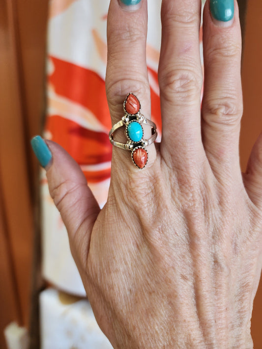 3-Stone Spiny Oyster & Kingman Turquoise Ring