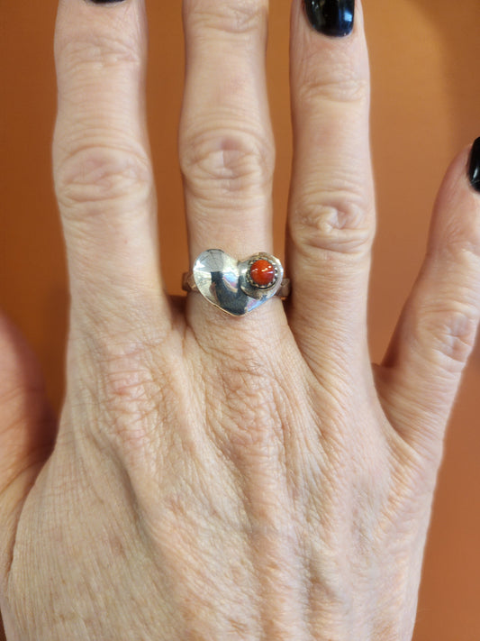 Sterling Silver Puff Heart Ring w/Coral accent (8.25)