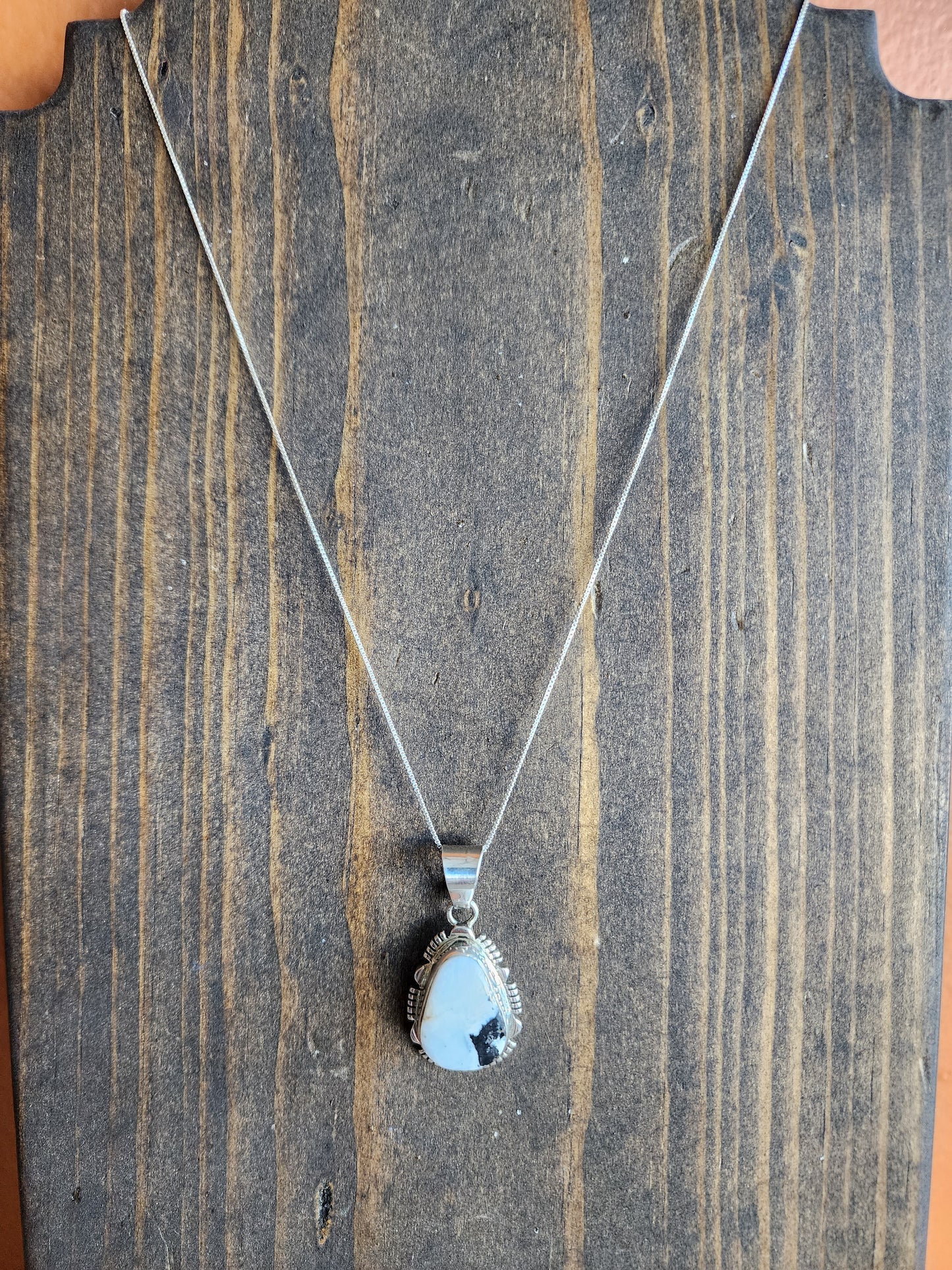 White Buffalo Teardrop Pendant Necklace with Sawtooth accent