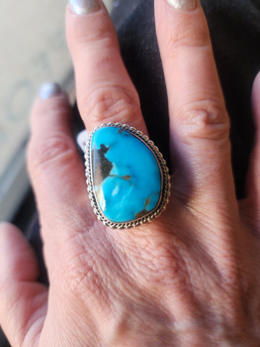 Navajo Handmade Blue Kingman Turquoise Ring