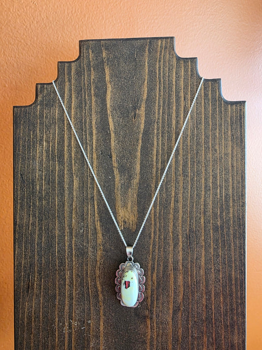 Scalloped Sterling Silver Palomino Pendant Necklace