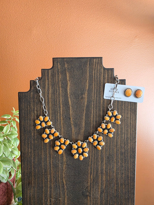 Spiny Oyster Cluster Statement Set