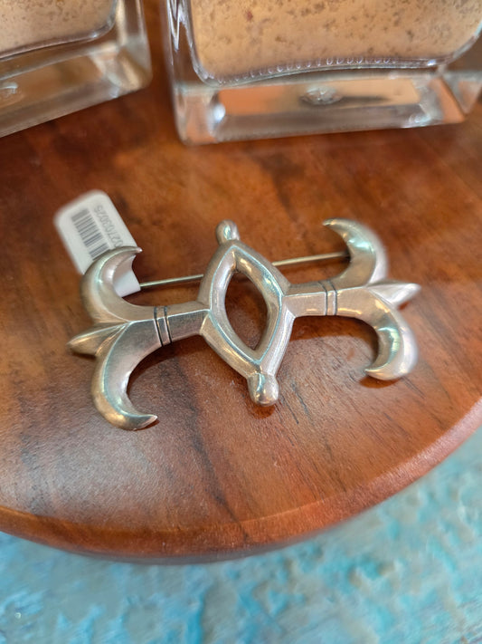 Vintage Sterling Silver Pin