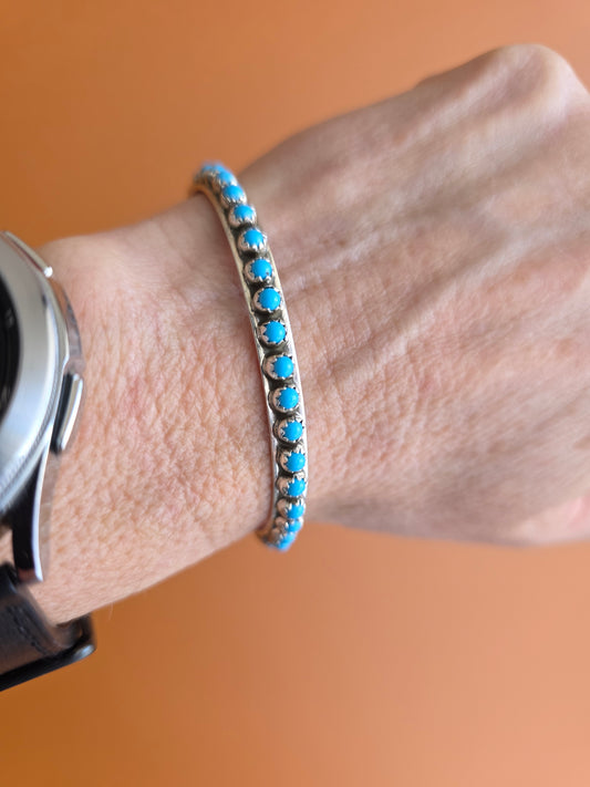 35-Stone Kingman Turquoise Snake Eye Cuff Bracelet