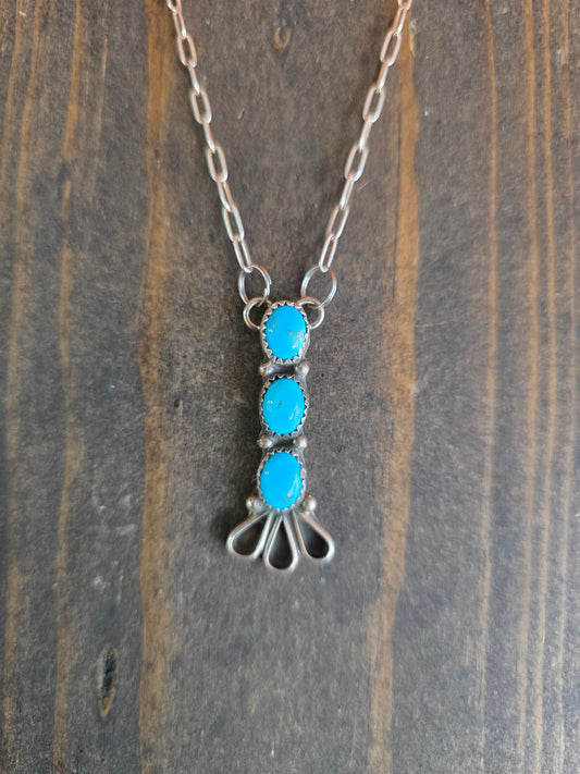 Geraldine James 3-Stone Kingman Turquoise Necklace