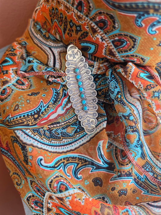 Vintage Sterling Silver Turquoise Scalloped Brooch