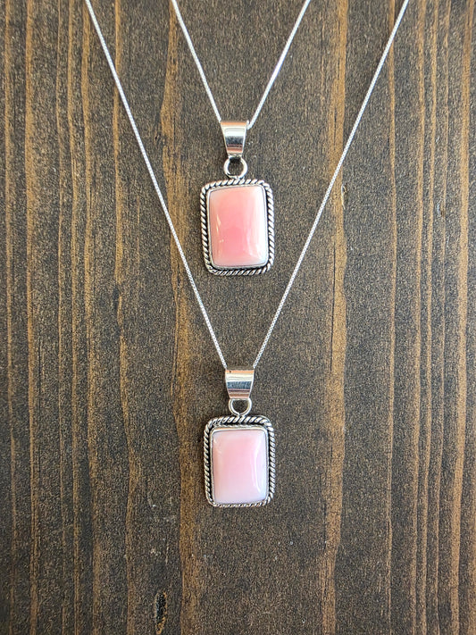 Sterling Rope Pink Conch Pendant Necklace