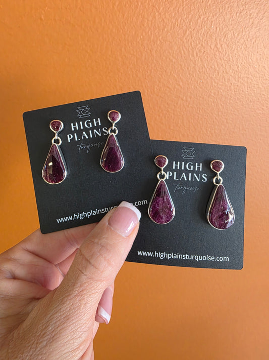 Plum Mesa Purple Spiny Oyster Earrings