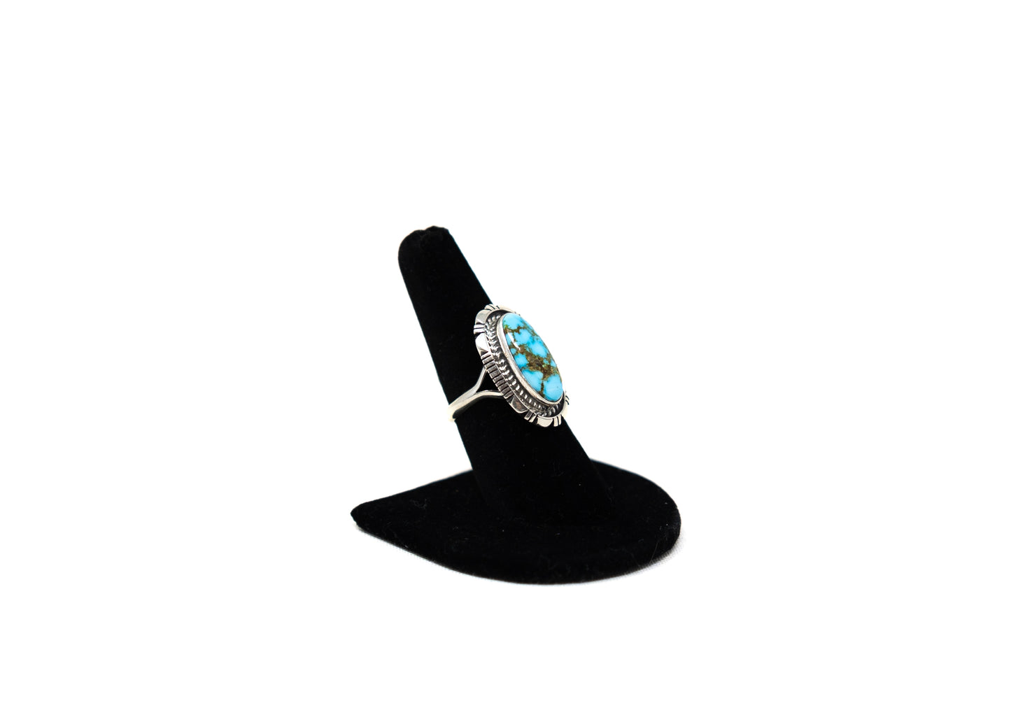 Oval Shaped Spiderweb Kingman Turquoise Ring