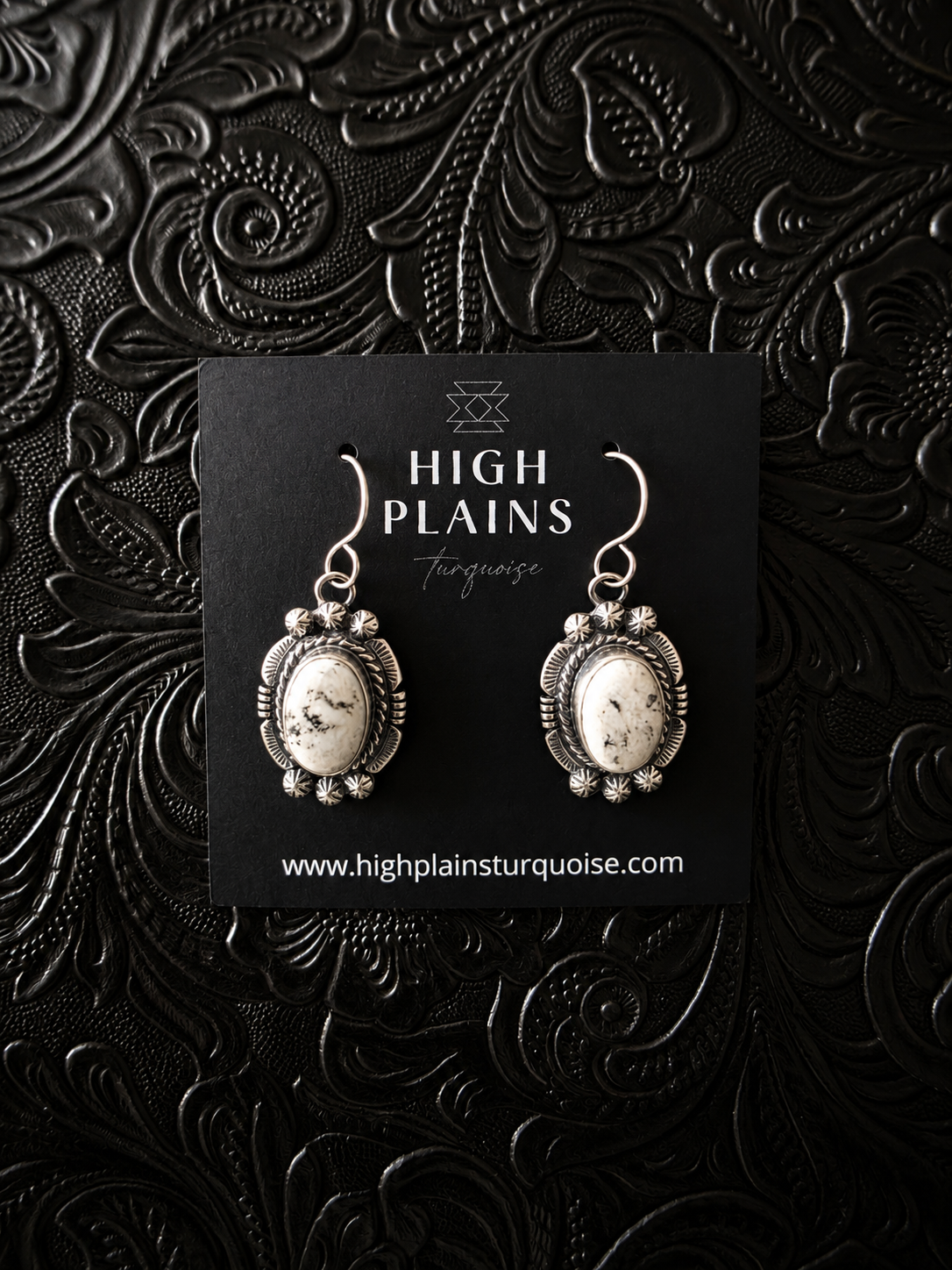Melvin Francis White Buffalo Teardrop Lariat Set