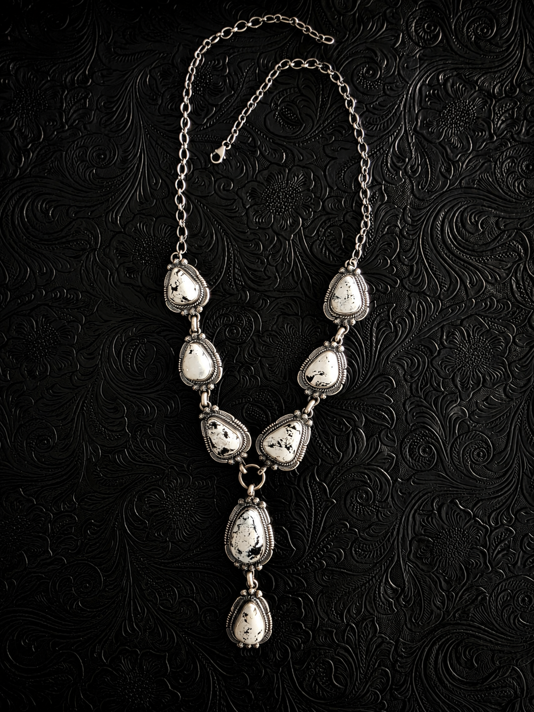 Melvin Francis White Buffalo Teardrop Lariat Set
