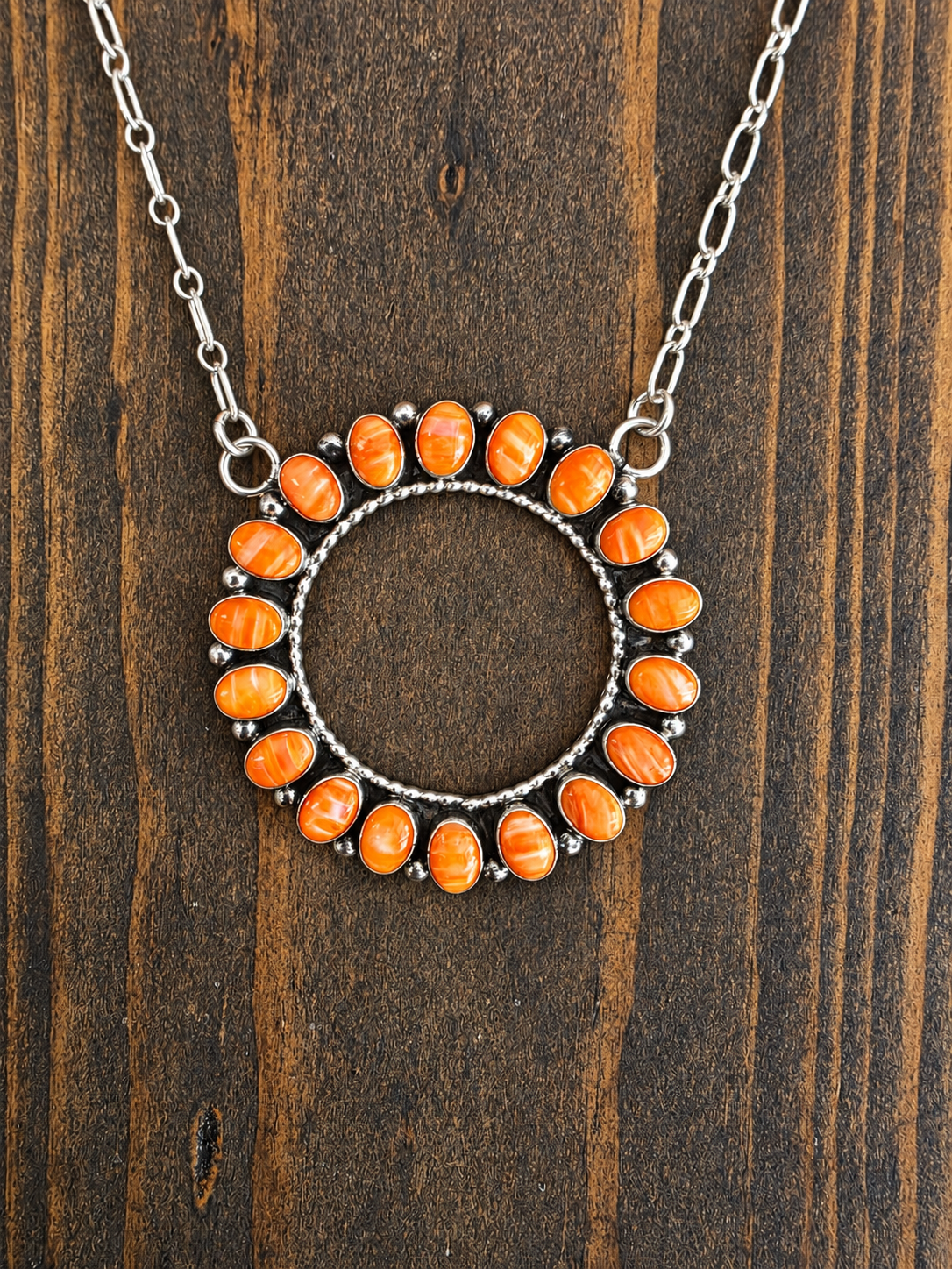 Spiny Oyster Oval Circle Pendant Necklace