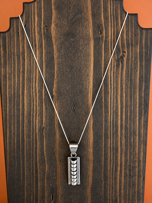 Sterling Silver Ribbed Cable Pendant Necklace