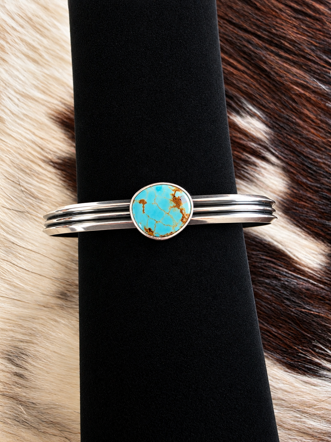 Classic Kingman Turquoise Single Stone Cuff Bracelet