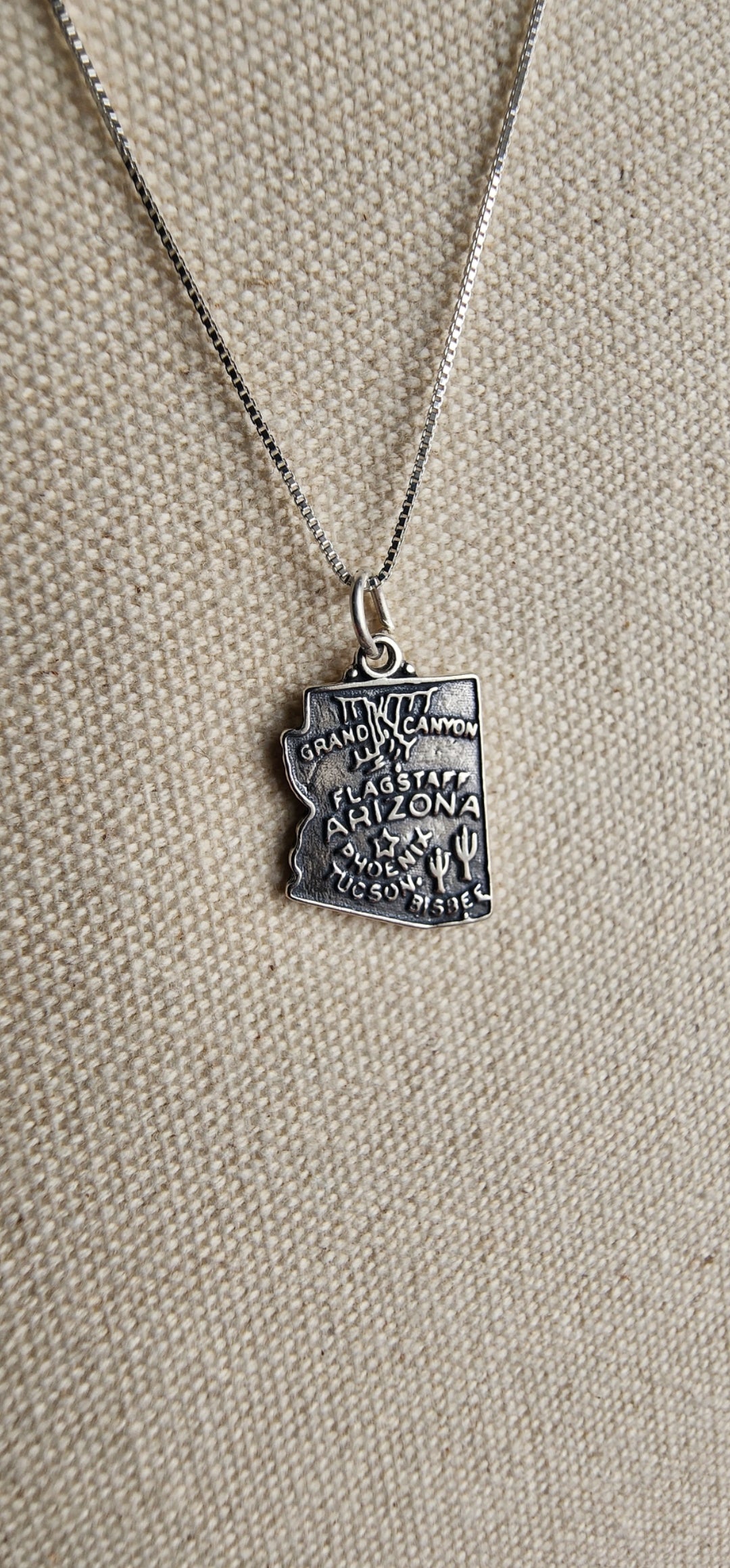 Sterling Silver Arizona State Pendant Necklace - 18"