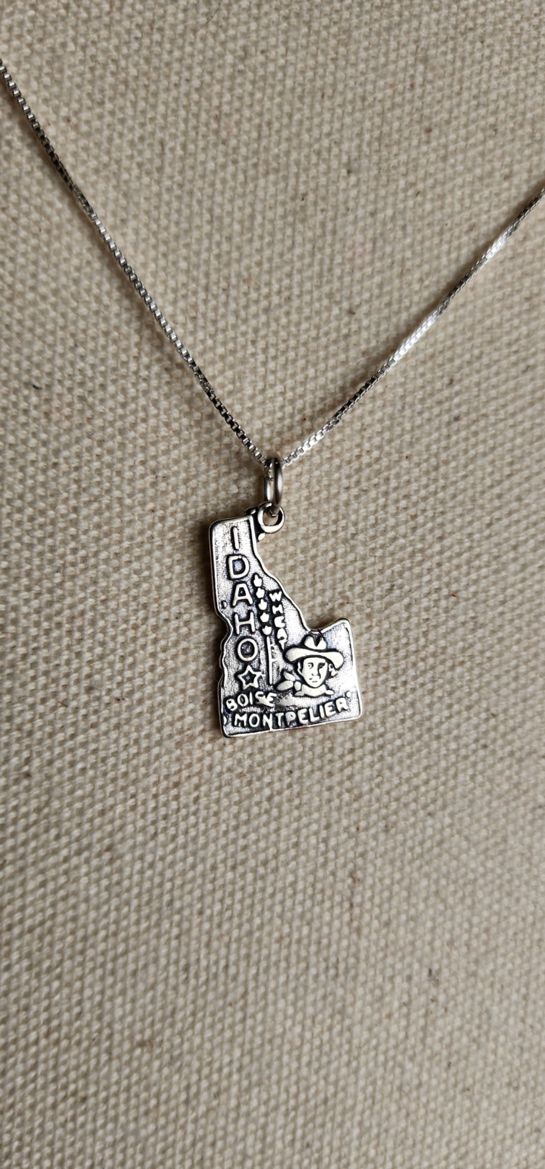 Sterling Silver Idaho State Pendant Necklace - 18"