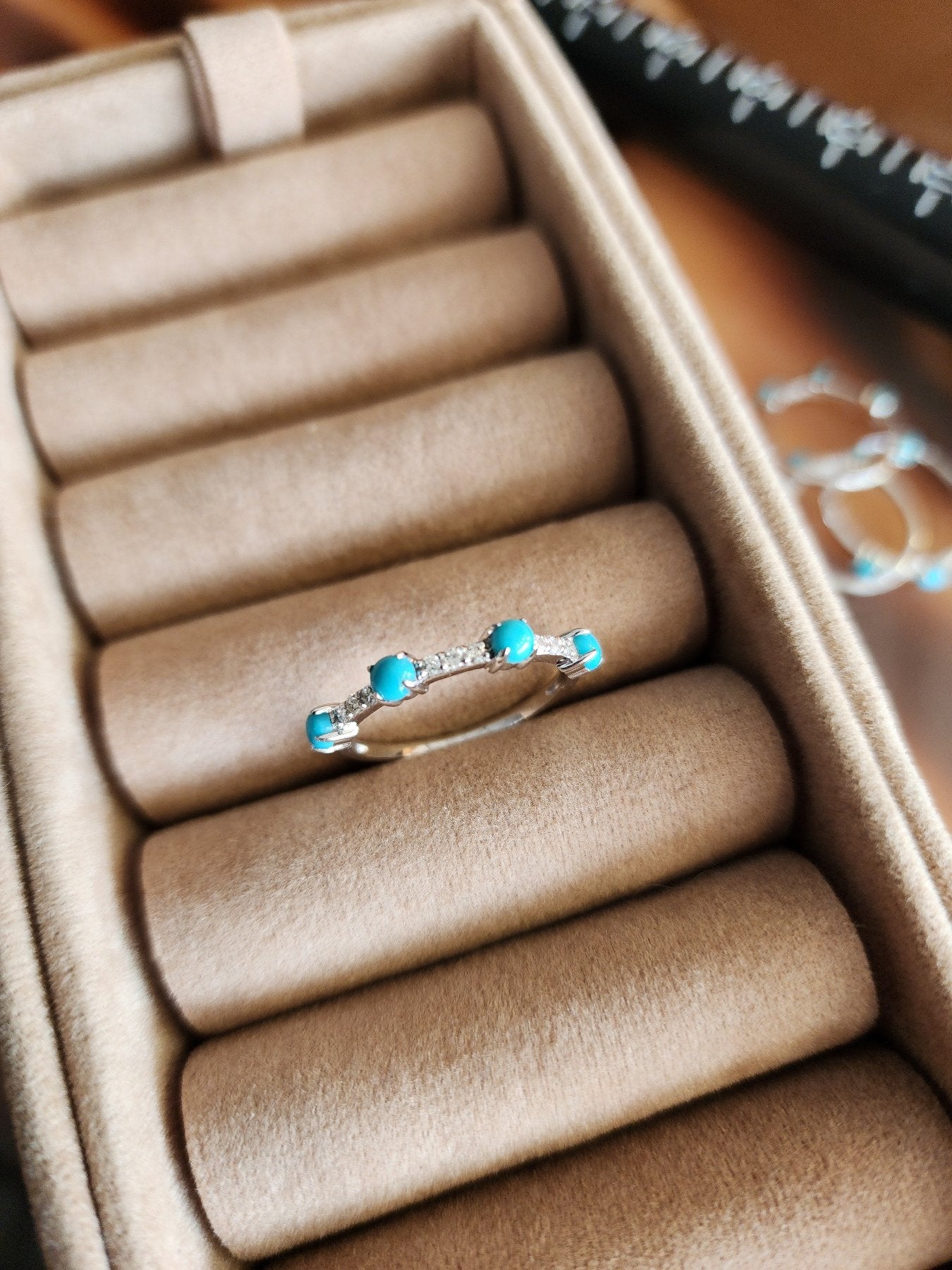 Single white gold and turquoise wedding band ring