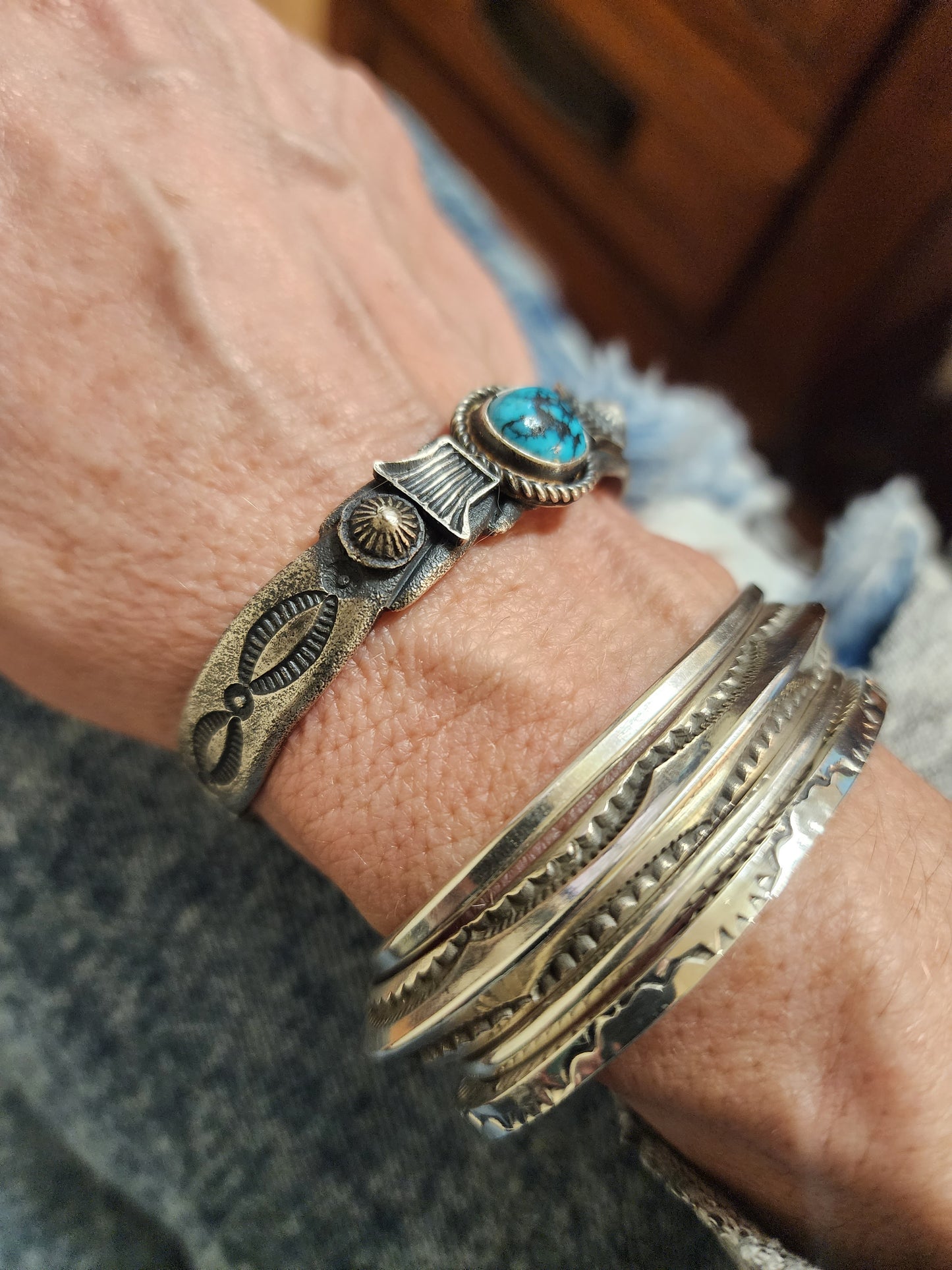 Sandcast Cuff w/Kingman Turquoise Accent